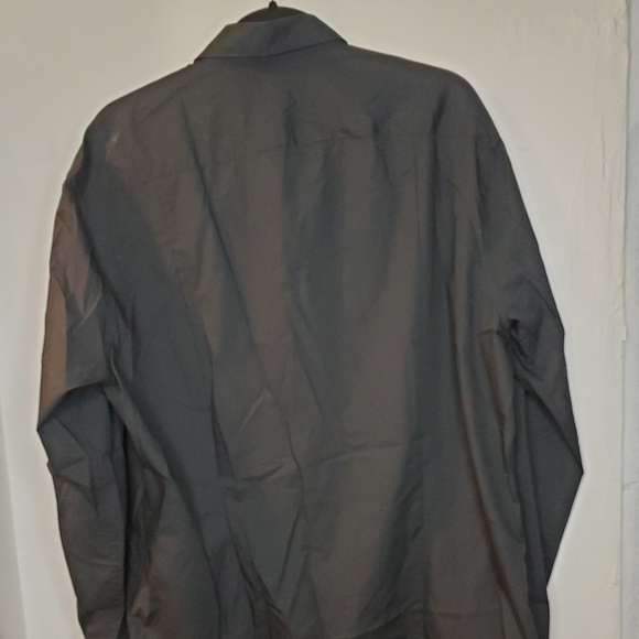 H & M button up - Picture 2 of 2